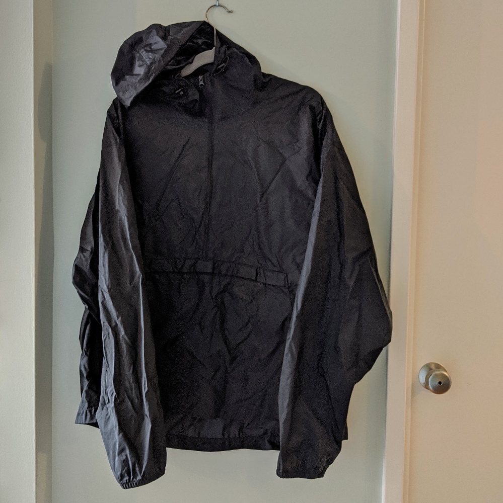 XL black kangaroo-pocket hoodie windbreaker
